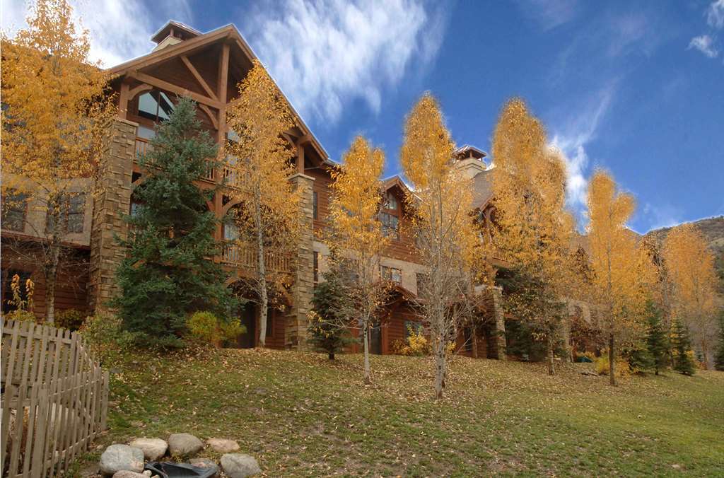 Lodge At Brookside Avon Village Экстерьер фото