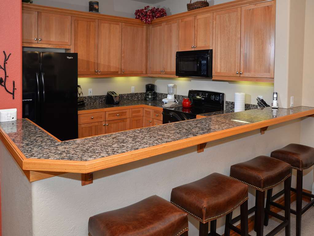 Lodge At Brookside Avon Village Номер фото