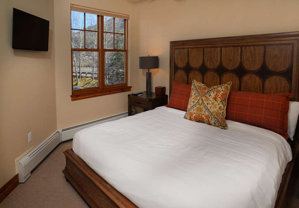 Lodge At Brookside Avon Village Номер фото
